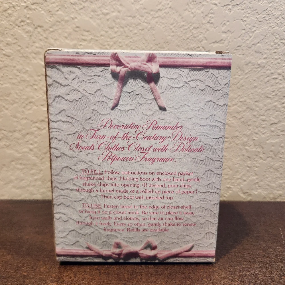 Avon Vintage Frilly Boot Pink Closet Pomander Pink Potpourri & Wax Chip